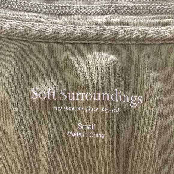 Soft Surroundings Boho Oversized Sweatshirt – Size Small - Picture 9 of 13